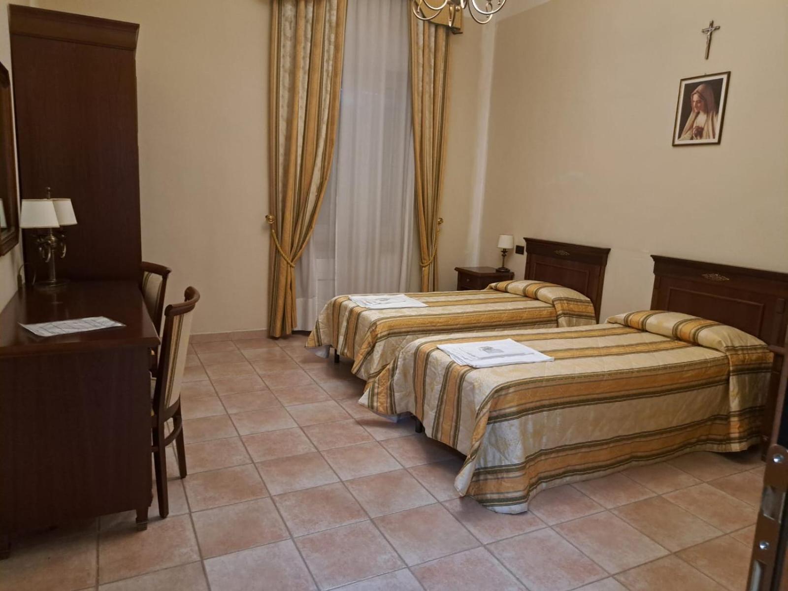 Casapaceebene Hotel San Giovanni Rotondo Exterior foto