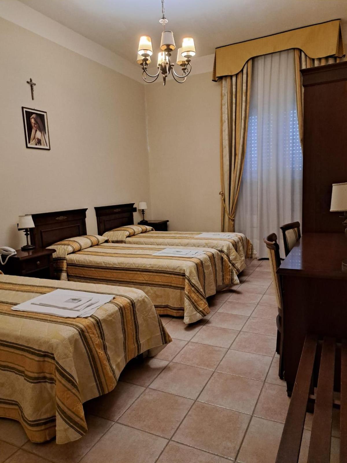 Casapaceebene Hotel San Giovanni Rotondo Exterior foto